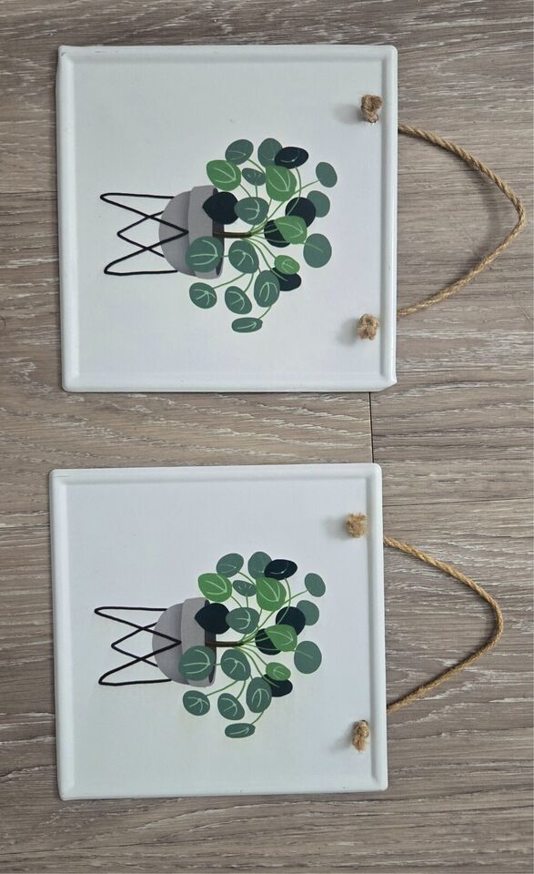 2 Small Wall Decor Plant Metal Print - $0.99