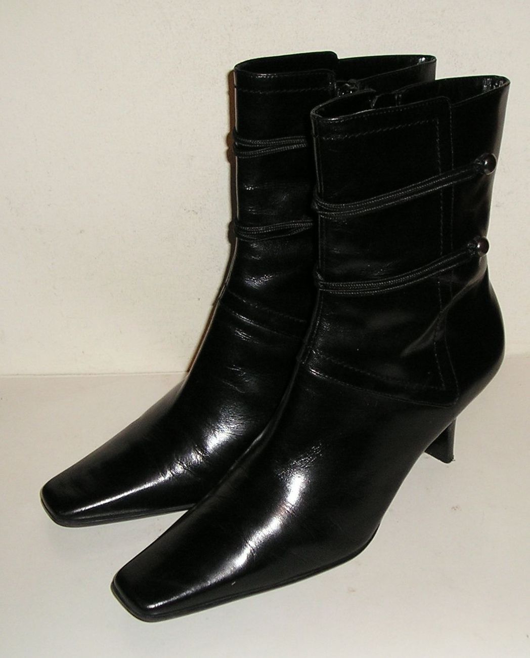 NINE WEST SYD Women's Black Leather Fashion Dress Zipper Ankle Boots Shoes 7 M - $34.99
