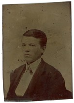 CIRCA 1860&#39;S 1/6 Plate TINTYPE Featuring Handsome Young Boy in Suit &amp; Tie - £12.41 GBP