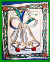 Christmas Pin #0017 Vtg Gerry Two Bell Enamel W/Bow Silvertone Holiday Brooch - £11.83 GBP