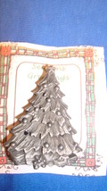 Christmas PIN #0446 Vintage Pewter Christmas Tree - £19.34 GBP