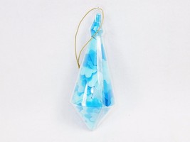 Holiday Ornament w/Blue Confetti Bath Soap, Ice Crystal Shaped, Floral Scented - £3.84 GBP