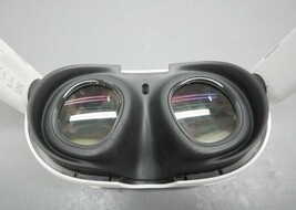 Meta Quest 3 512GB VR Headset Only - READ image 5