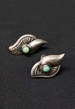 1940s Mexican Sterling Silver And Turquoise Screwback Earrings Artist Signed - $23.19