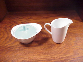 Vintage Melmac Texas Ware White with Turquoise Lid Sugar Bowl and White ... - $7.95