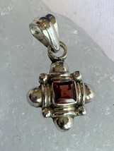 Sterling Silver Pendant 3.67g Fine Jewelry Square Garnet Color Stone Bezel - £23.49 GBP