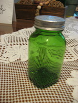 Duraglas-Medicine/Apothecary-Emerald Green-Square-Original Lid-3 oz-1930&#39;s - $187.71 MXN