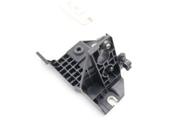 14-17 FIAT 500L ABS PUMP MOUNT SUPPORT BRACKET E3621 image 3