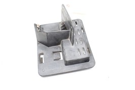 06-10 SILVERADO SIERRA 2500HD 3500HD 6.6L DIESEL ECU MOUNT BRACKET E4114 image 5