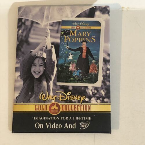 Mary Poppins Walt Disney Gold Collection Decorative Pinback Button J3 - £6.65 GBP