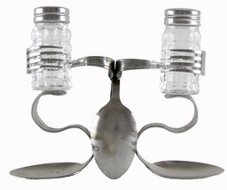 Forked Up Art P41 Spoon Curls S and P Caddy Table Topper - $31.68