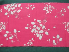 FABRIC NEW Hoffman White Roses on Bright Pink (2 Pcs) to Quilt Craft Sew $3.50 - £2.74 GBP