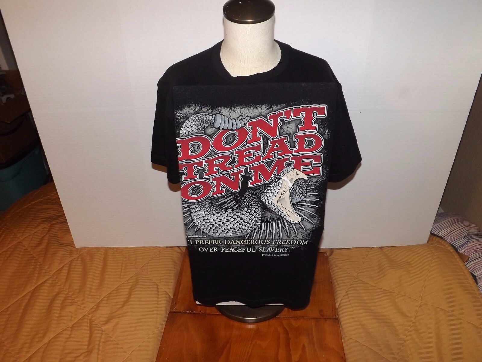Don&#39;t Tread On Me mens Black tshirt Rattlelesnake &amp; Bullets - $7.99