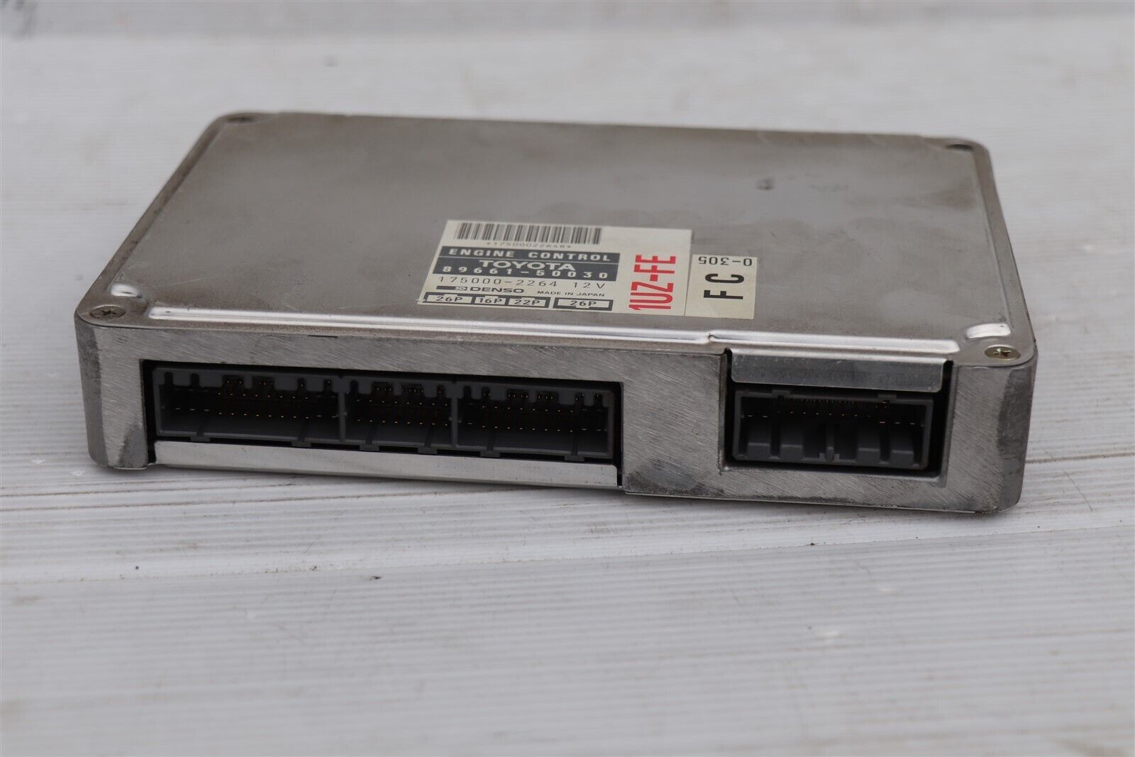 Lexus Toyota 1UZFE Engine Computer Control Module Unit ECU ECM PCM