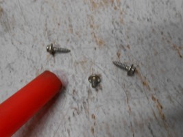 Whirlpool ET0WSRXMQ Screws Bolts - $534.24 MXN