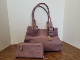 TIGNANELLO Lavender Purple Leather Shoulder Hobo Purse &amp; Matching Wallet - $37.95