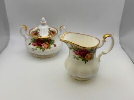 Royal Albert Bone China OLD COUNTRY ROSES Creamer &amp; Sugar Bowl Set England - $79.99