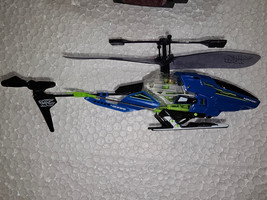 24GG60 TOY HELICOPTER, AIR HOGS, UNTESTED, P/R, NO RETURNS, FOR PARTS / ... - $9.45