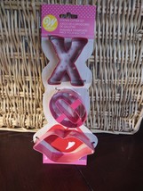 Wilton Valentines Day 3 Cookie Cutter Set X O Lips - $18.69