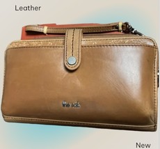 NWT THE SAK IRIS tan LEATHER (TOOLED) SMARTPHONE WRISTLET WALLET CROSSBO... - $39.57