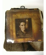 Twilight Saga New Moon Edward Fleece Throw Blanket - $3,545.12 MXN