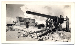 US Navy WWII Saipan 1944 In-Country Photo Print Coastal Battery Five Inch Guns - £7.94 GBP