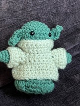 Small Handmade Green &amp; Cream Crocheted Star Wars Baby YODA Stuffed Character - £7.41 GBP