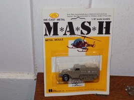 Vintage 1975 MASH Die Cast Metal 1/87 Scale Half Track on Card - €25,26 EUR