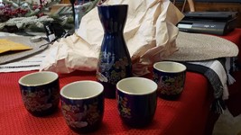 Vintage Sake Set Japan Japanese 5-Piece Set Floral Blue Crane bird Porcelain DL - £42.46 GBP