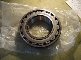 NACHI SPHERICAL ROLLER BEARING 22218EXQW33 22218EXQ W33 - $2,386.04 MXN