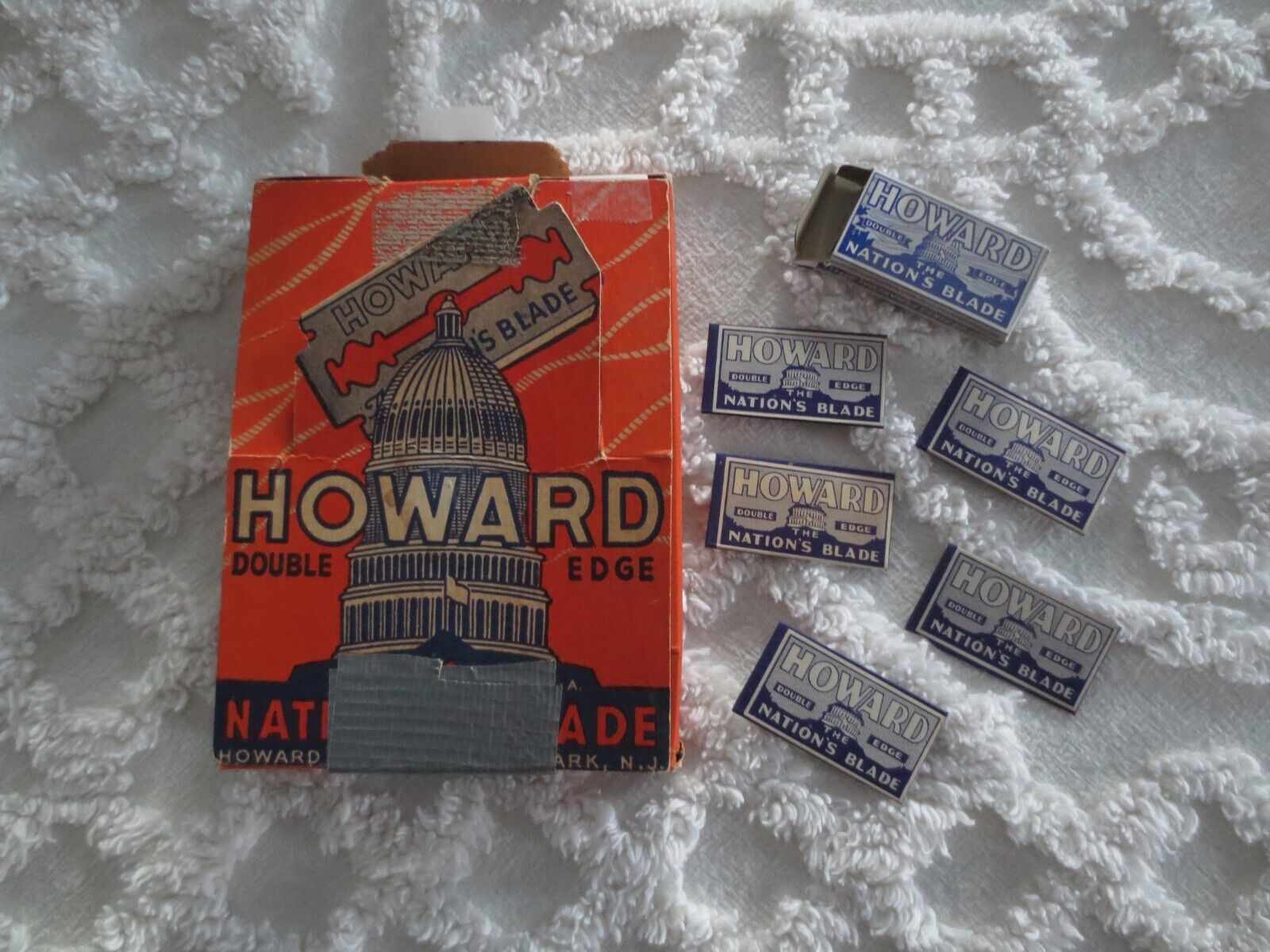 Primary image for 1930's Howard DOUBLE EDGE BLADES - 15 - 5 Blade Packages w/Original Box
