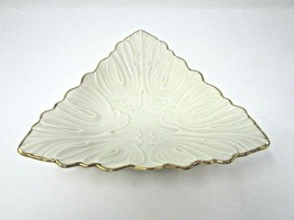 LENOX BONE CHINA TRIAD DISH IVORY WITH GOLD RIM HAS STICKER MINT 7.5&quot; USA  - $111.64 MXN