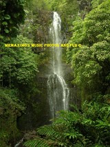 Digital Image Photograph Hana Maui Waterfall - £0.69 GBP