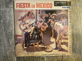 LP musicale discografico Fiesta In Mexico - $5.04