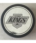 Vtg Los Angeles Kings Official NHL Hockey Puck – Trench MFG Canada - $359.40 MXN