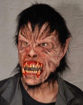 Man Wolf Mask Fangs Bloody Werewoff Beast Scary Frightening Eerie Costume M3034 - £50.78 GBP