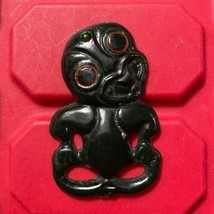 Jet Air New Zealand Plastic Resin Maori Hei-Tiki Talisman Pendant Charm Vtg 60s - $17.99