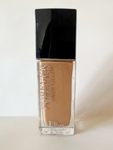 Christian Dior Forever Skin Glow 24HR Wear Radiant Foundation 3W NWOB 1oz - £35.17 GBP