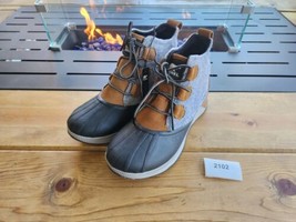 Sorel Out N About III Waterproof Gray Black Brown Boots Women Size 10.0 - £86.06 GBP