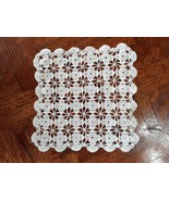 Vintage Crocheted Square Doily, Round Pattern, Ivory, 8&quot; - £7.68 GBP