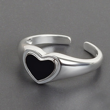Black Heart Trendy Adjustable Ring 925 Sterling Silver - £10.79 GBP