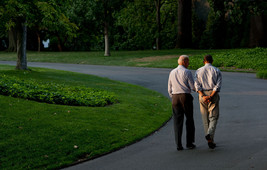 President Barack Obama and VP Joe Biden walk on White House grounds Photo Print - £7.03 GBP+