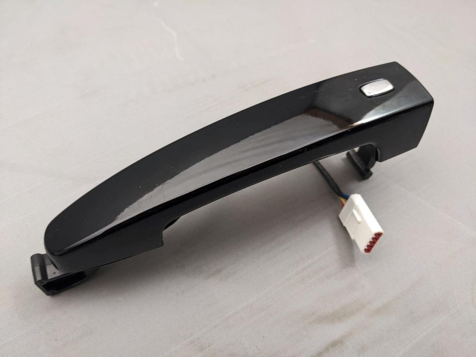 OEM Chevy Impala Blazer Right or Left Front Exterior Door Handle Black 8... - $24.74