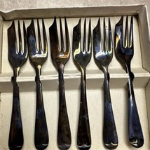 6 Sheffield England Dessert Pastry Forks Chevron Pattern Cheltenham Vintage - $18.70