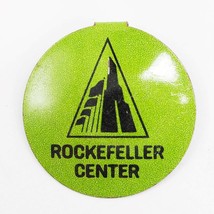 1960s Rockefeller Centro Pin Costruzione Distintivo Scheda Pinback New York - £29.82 GBP