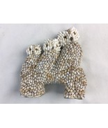 Sea Shell vintage Three Owl Figurine With Flaws  - $423.81 MXN
