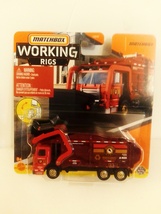 Matchbox 2022 Working Rigs 13/16 Garbage King XL Red Mint On Card - £19.61 GBP