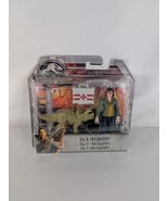 Jurassic World Fallen Kingdom Zia and Triceratops w Medical Bag Mattel 2018 - $16.99