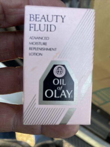 Vintage Oil Of Olay Beauty Lotion .5oz  Glass Bottle In Original Box Rare Find - £19.93 GBP