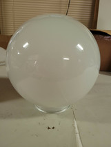 Vintage White Glass Light Globe Classic Lighting Collectable - £15.71 GBP